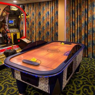 Holiday Inn & Suites Orlando SW - Celebration Area | Kissimmee | family offer